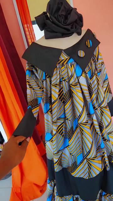 Robe col graphique